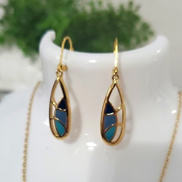 NIB Elegant Gold and Blue Jewelry Set - Picture 7 of 9